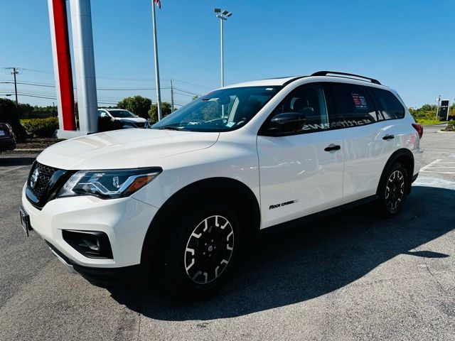 2020 Nissan Pathfinder SL