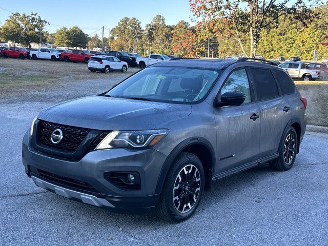 2020 Nissan Pathfinder SL