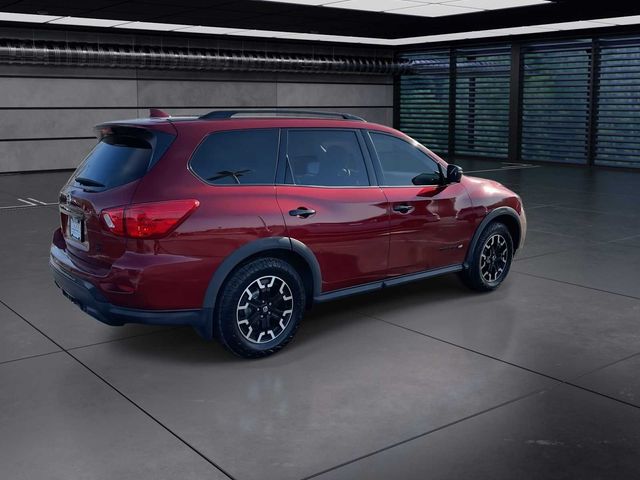 2020 Nissan Pathfinder SL