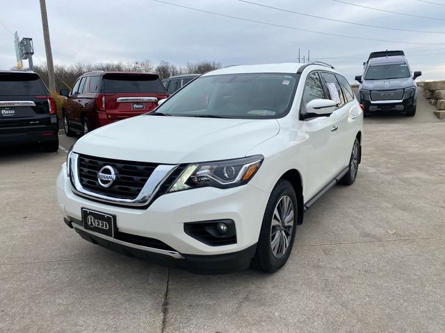 2020 Nissan Pathfinder SL