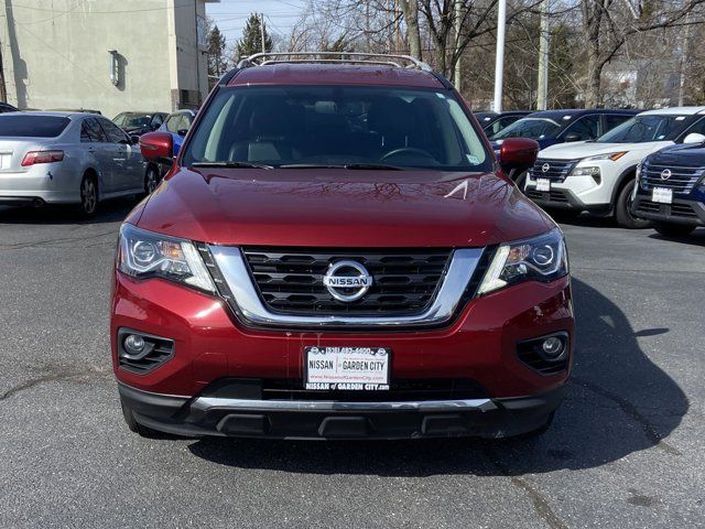 2020 Nissan Pathfinder SL