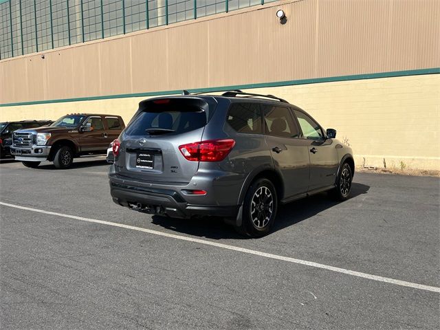 2020 Nissan Pathfinder SL