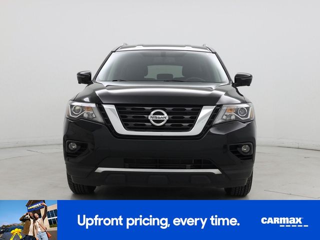 2020 Nissan Pathfinder SL