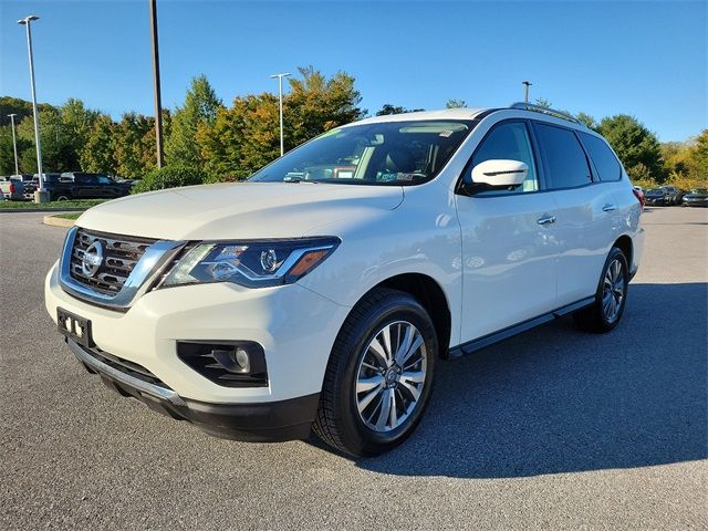 2020 Nissan Pathfinder SL