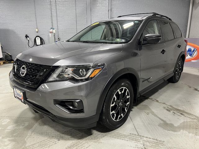 2020 Nissan Pathfinder SL