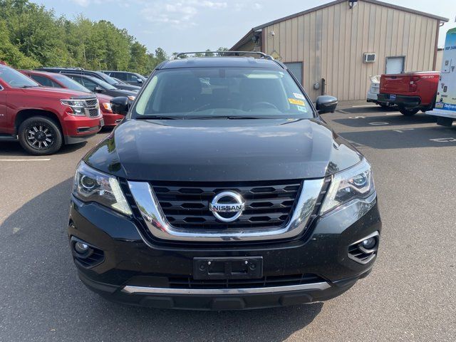 2020 Nissan Pathfinder SL