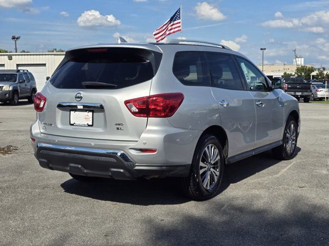 2020 Nissan Pathfinder SL