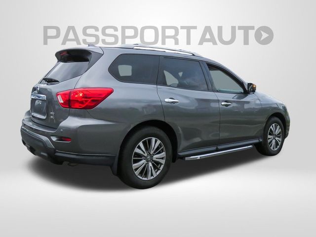 2020 Nissan Pathfinder SL