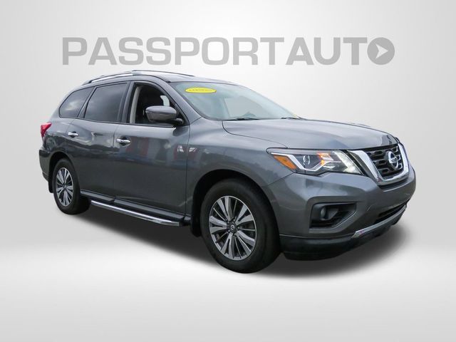 2020 Nissan Pathfinder SL