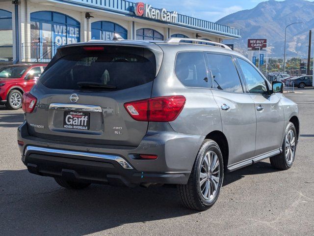 2020 Nissan Pathfinder SL