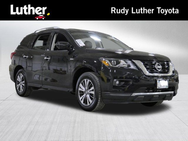 2020 Nissan Pathfinder SL