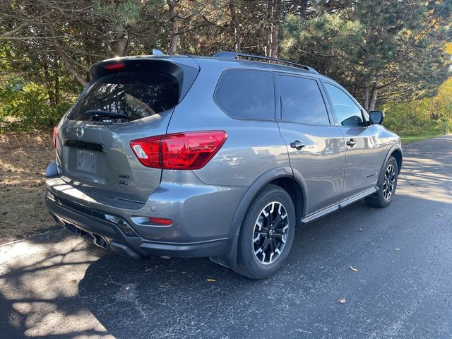 2020 Nissan Pathfinder SL