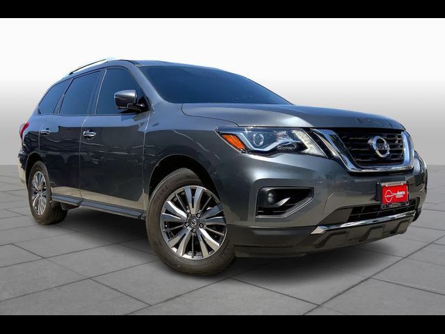 2020 Nissan Pathfinder SL