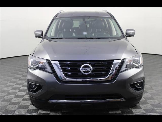 2020 Nissan Pathfinder SL