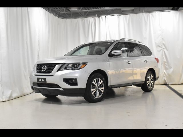 2020 Nissan Pathfinder SL