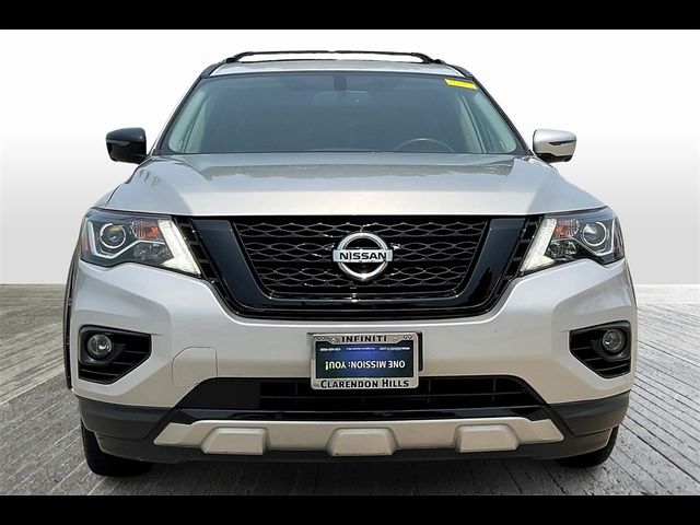 2020 Nissan Pathfinder SL