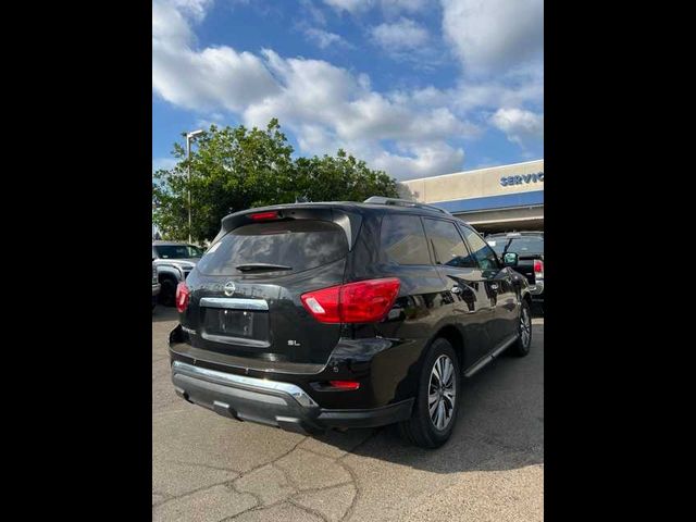 2020 Nissan Pathfinder SL