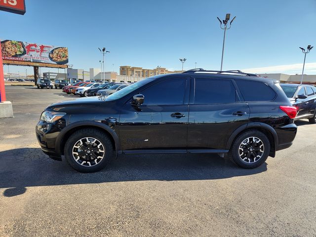 2020 Nissan Pathfinder SL