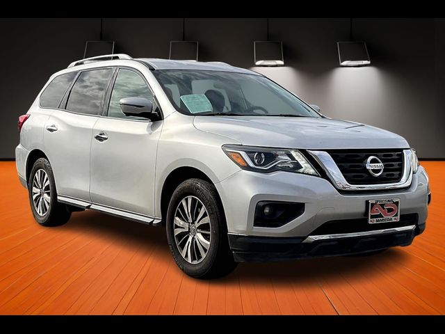 2020 Nissan Pathfinder SL