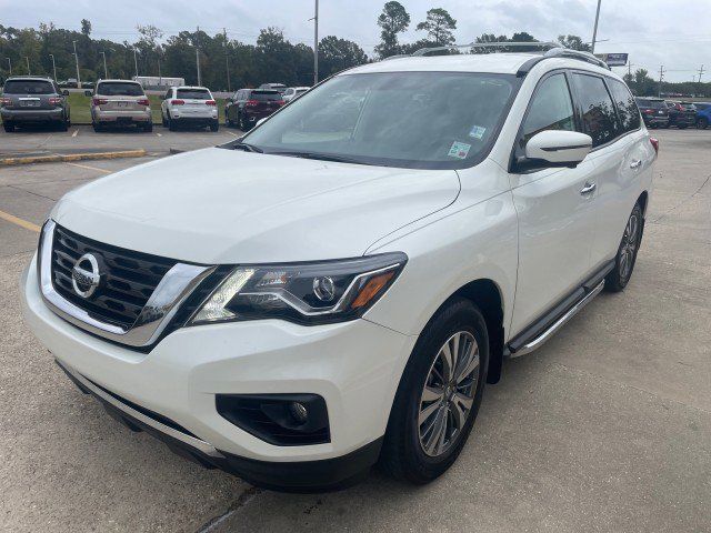 2020 Nissan Pathfinder SL