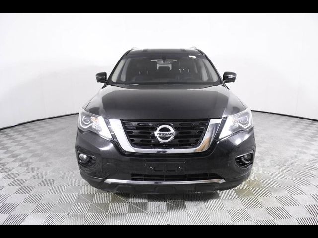 2020 Nissan Pathfinder SL