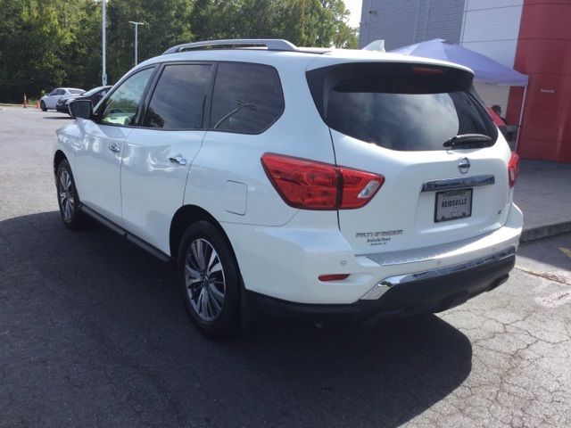 2020 Nissan Pathfinder SL