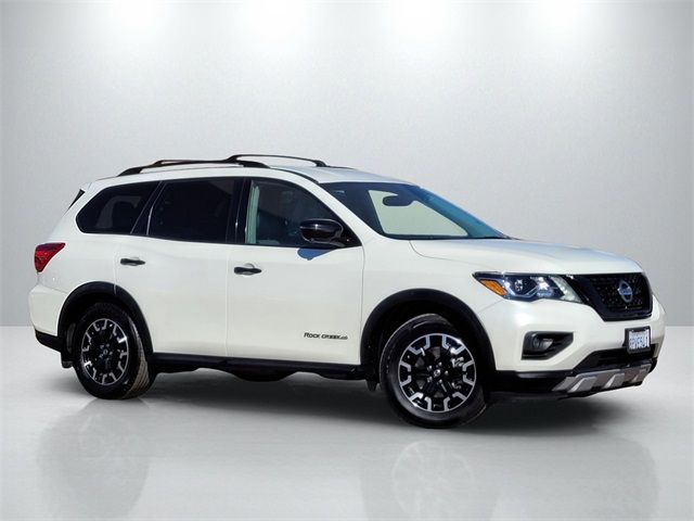 2020 Nissan Pathfinder SL