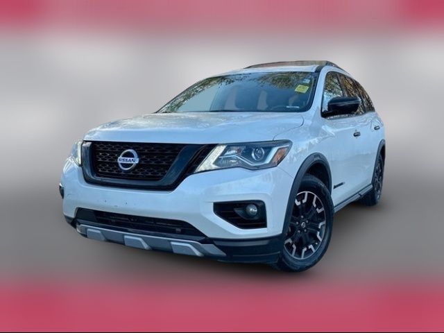 2020 Nissan Pathfinder SL