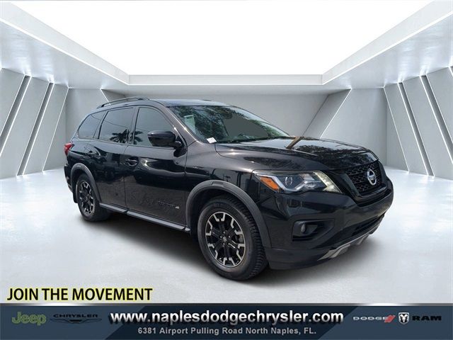 2020 Nissan Pathfinder SL