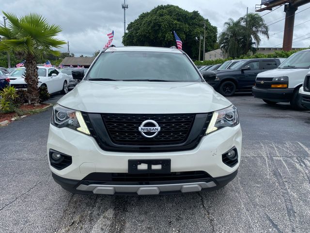 2020 Nissan Pathfinder SL