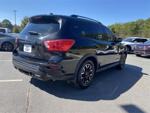 2020 Nissan Pathfinder SL