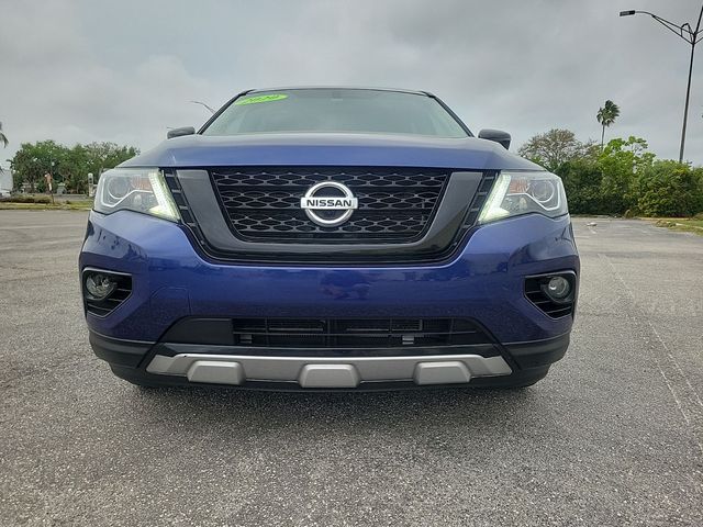 2020 Nissan Pathfinder SL