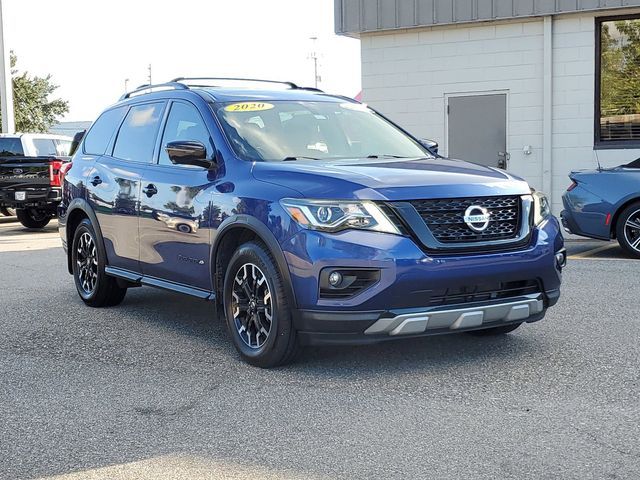 2020 Nissan Pathfinder SL