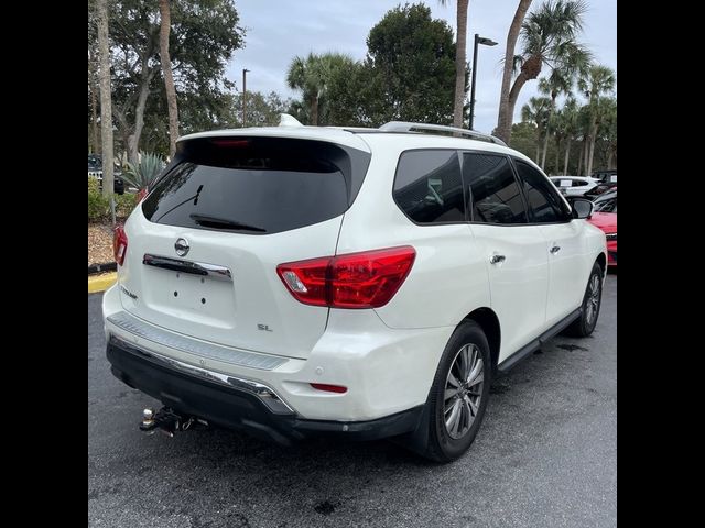 2020 Nissan Pathfinder SL