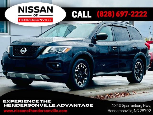 2020 Nissan Pathfinder SL