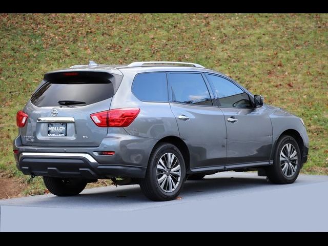 2020 Nissan Pathfinder SL