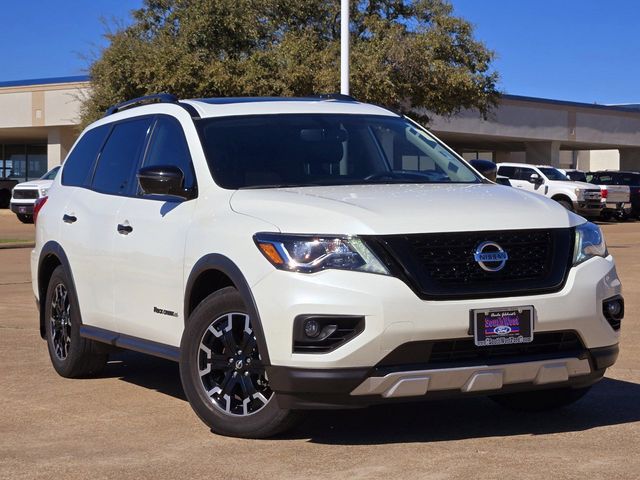 2020 Nissan Pathfinder SL