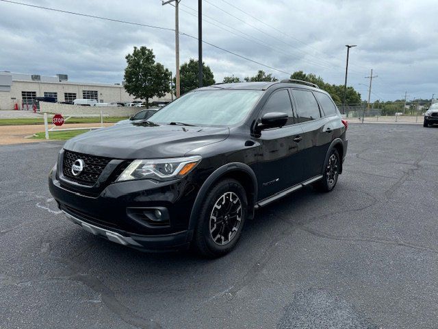 2020 Nissan Pathfinder SL