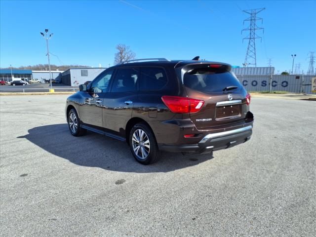 2020 Nissan Pathfinder SL