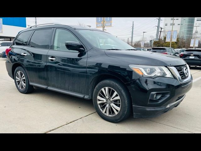 2020 Nissan Pathfinder SL