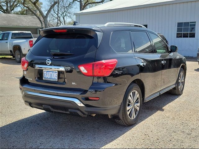 2020 Nissan Pathfinder SL