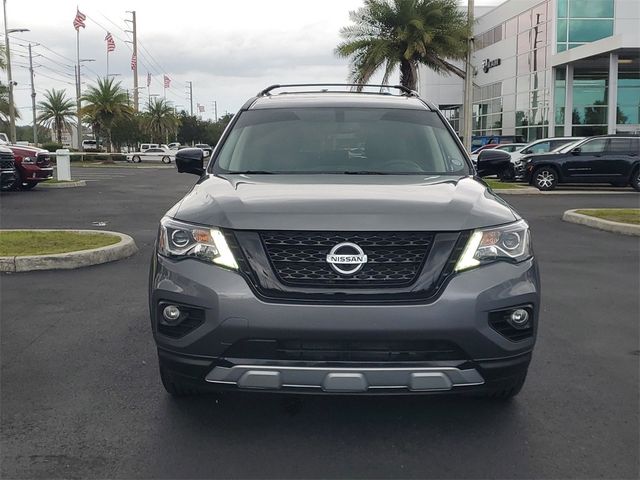 2020 Nissan Pathfinder SL