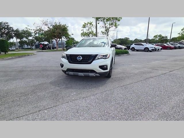 2020 Nissan Pathfinder SL