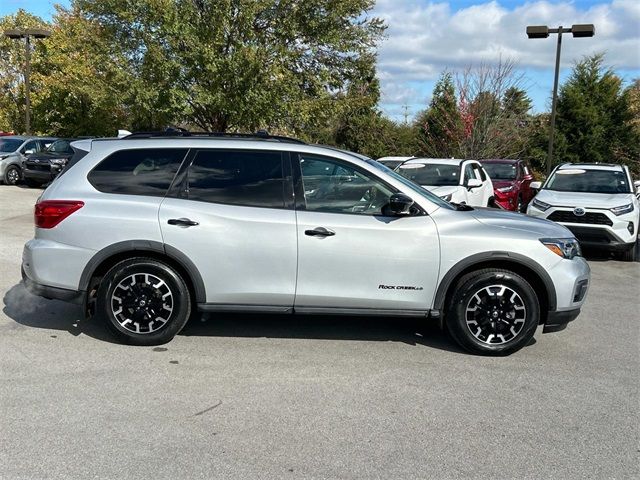 2020 Nissan Pathfinder SL