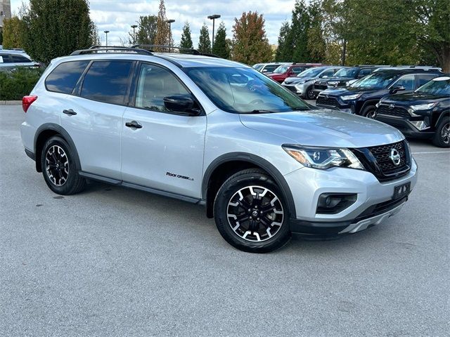 2020 Nissan Pathfinder SL