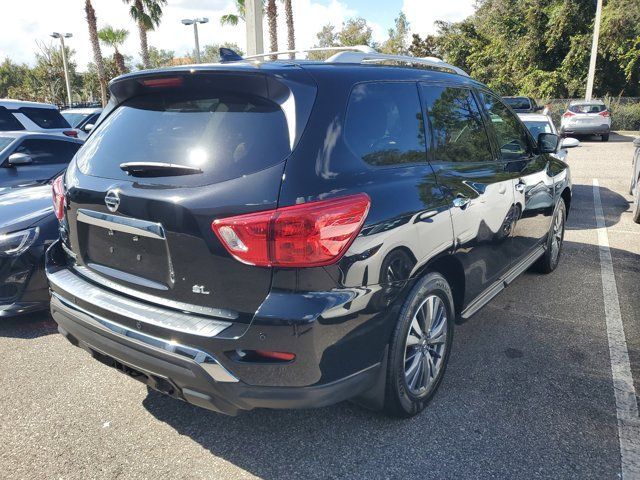 2020 Nissan Pathfinder SL