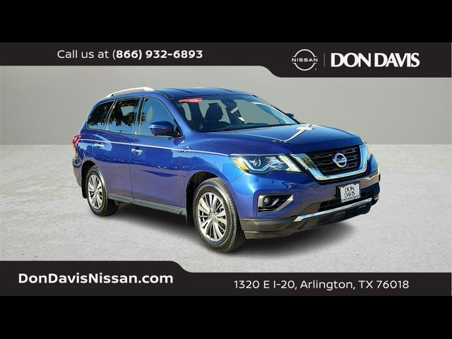 2020 Nissan Pathfinder SL