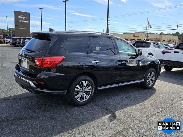 2020 Nissan Pathfinder SL