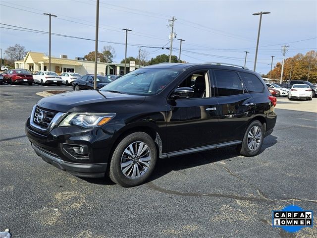 2020 Nissan Pathfinder SL