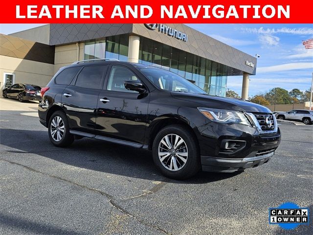 2020 Nissan Pathfinder SL